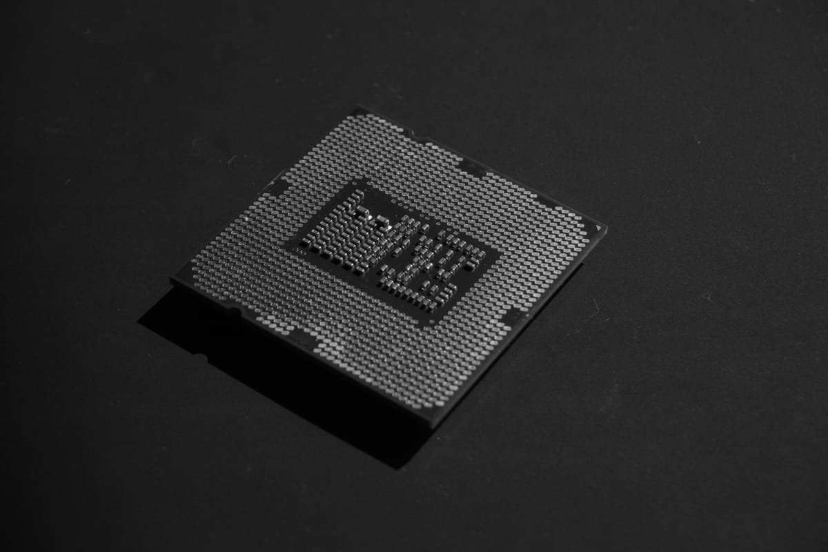 Intel Core 9 273PQE